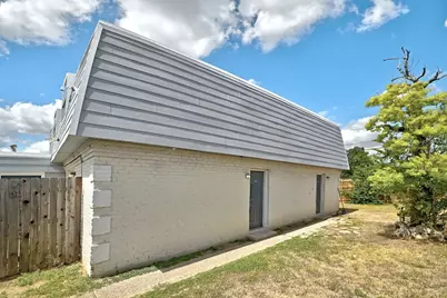 2208 Mission Hill Circle #103, Austin, TX 78741 - Photo 4