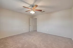 7412 Cayenne Ln, Austin, TX 78741 - Photo 20