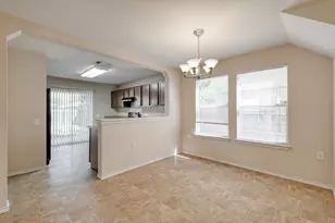 7412 Cayenne Ln, Austin, TX 78741 - Photo 8