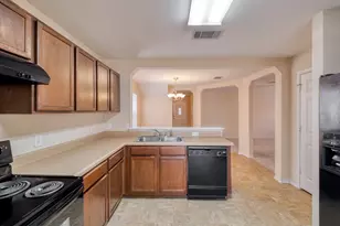 7412 Cayenne Ln, Austin, TX 78741 - Photo 12