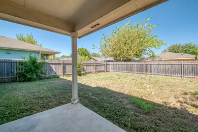 7412 Cayenne Lane, Austin, TX 78741 - Photo 28