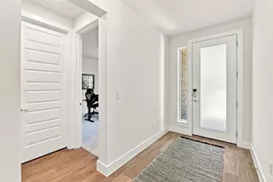 9608 Hamadryas Dr, Austin, TX 78744 - Photo 14