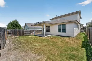 8107 Cottage Rose Dr, Austin, TX 78744 - Photo 36