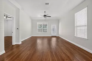 8107 Cottage Rose Dr, Austin, TX 78744 - Photo 28