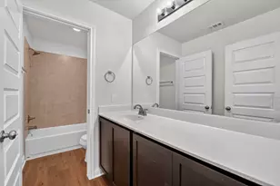 8107 Cottage Rose Dr, Austin, TX 78744 - Photo 18