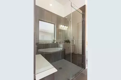 5013 Globe Mallow Drive, Austin, TX 78739 - Photo 18