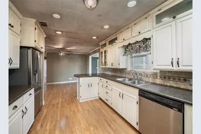 1350 County Road 414, Jonesboro, TX 76538 - Photo 8