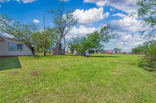 1350 Co Rd 414, Jonesboro, TX 76538 - Photo 20