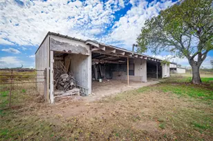 1350 Co Rd 414, Jonesboro, TX 76538 - Photo 28