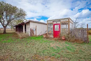 1350 Co Rd 414, Jonesboro, TX 76538 - Photo 32