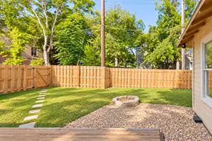 1006 W 22nd St, Austin, TX 78705 - Photo 10