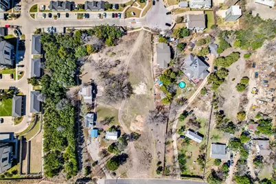2404 Thrasher Lane, Austin, TX 78741 - Photo 6
