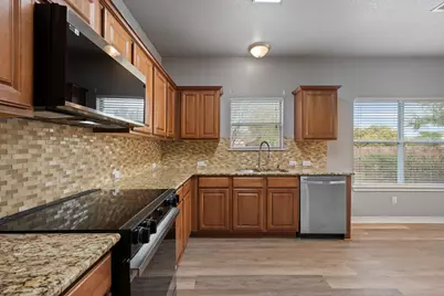 304 Gainer Drive, Hutto, TX 78634 - Photo 6