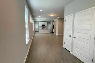 125 Unforgiven Ln, Jarrell, TX 76537 - Photo 14