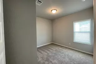 125 Unforgiven Ln, Jarrell, TX 76537 - Photo 8