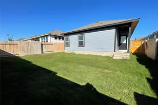 125 Unforgiven Ln, Jarrell, TX 76537 - Photo 16