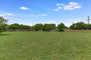 12400 Lostwood Cir, Austin, TX 78748 - Photo 2