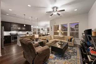 4420 Jackies Dr, Pflugerville, TX 78660 - Photo 4