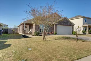 302 Pack Horse Dr, Bastrop, TX 78602 - Photo 4