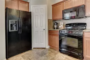 302 Pack Horse Dr, Bastrop, TX 78602 - Photo 12