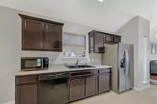 1001 Apple Cross Dr, Pflugerville, TX 78660 - Photo 12