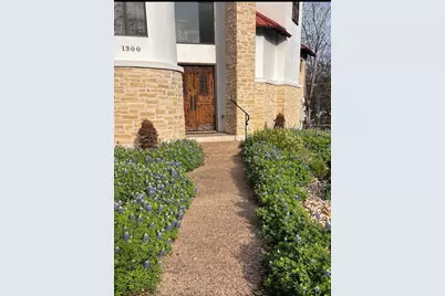 1300 Bluff Street, Austin, TX 78704 - Photo 8