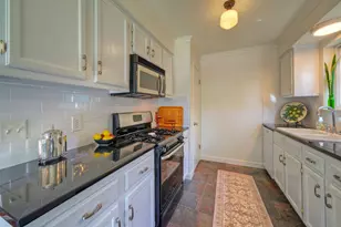 10606 Barnhill Dr, Austin, TX 78758 - Photo 12