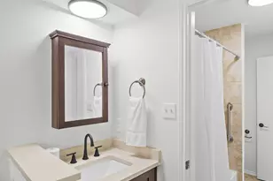 512 Eberhart Ln, Austin, TX 78745 - Photo 18