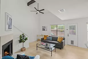 512 Eberhart Ln, Austin, TX 78745 - Photo 2