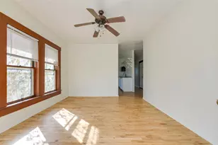 106 S Ave A S, Elgin, TX 78621 - Photo 6