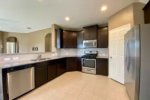 466 Eagle Brook Ln, Buda, TX 78610 - Photo 8