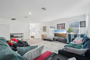 857 Powell St, Kyle, TX 78640 - Photo 6