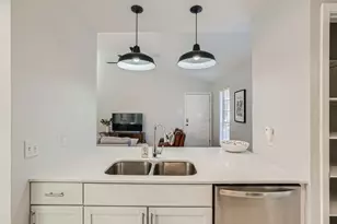 2007 Pipers Field Dr, Austin, TX 78758 - Photo 10