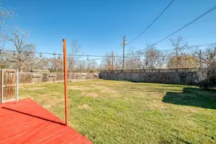 1409 Burns Blvd, Taylor, TX 76574 - Photo 28