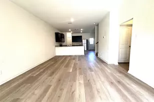 1001 Riverdale Cove, Jarrell, TX 76537 - Photo 2