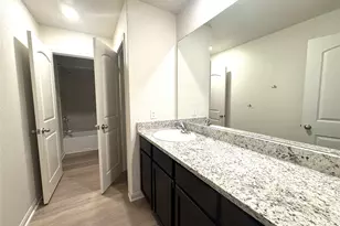 1001 Riverdale Cove, Jarrell, TX 76537 - Photo 10