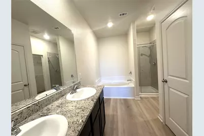 1001 Riverdale Cove, Jarrell, TX 76537 - Photo 6