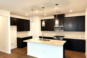 221 Coyote Willow Wy, Georgetown, TX 78633 - Photo 2