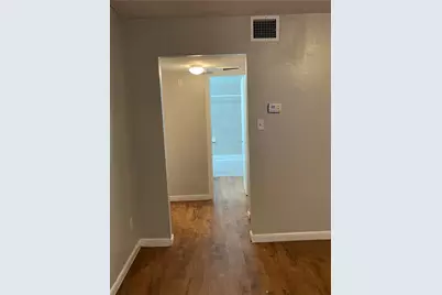 7206 Twin Crest Drive #202, Austin, TX 78752 - Photo 8