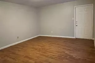 7206 Twin Crest Dr, Austin, TX 78752 - Photo 10