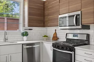 1604 Haskell St, Austin, TX 78702 - Photo 6