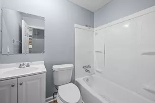 204 Northcrest Cir, Austin, TX 78752 - Photo 18