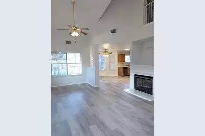 1628 W Pflugerville Parkway, Round Rock, TX 78664 - Photo 2