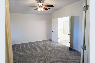 1628 W Pflugerville Parkway, Round Rock, TX 78664 - Photo 12