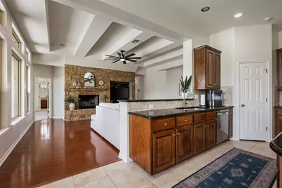 328 Apache Pass, Hutto, TX 78634 - Photo 18
