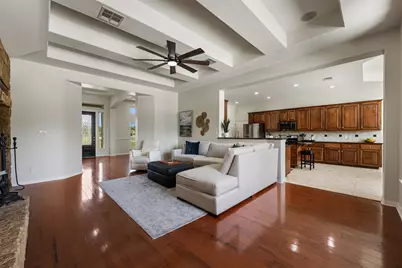 328 Apache Pass, Hutto, TX 78634 - Photo 10