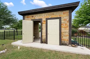 328 Apache Pass, Hutto, TX 78634 - Photo 36