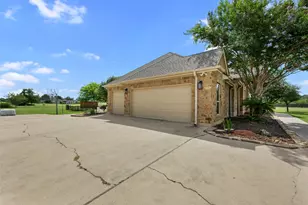328 Apache Pass, Hutto, TX 78634 - Photo 40