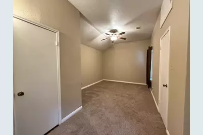 1809 Whitney Way, Austin, TX 78741 - Photo 14