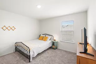 196 Sweetleaf Dr, Buda, TX 78610 - Photo 18